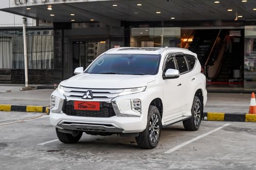 2023 Mitsubishi Pajero Sport Dakar AT 4x2 tua