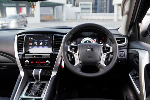 2023 Mitsubishi Pajero Sport Dakar AT 4x2 bekas