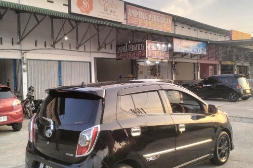 2015 Toyota Agya 1.2 G MT tua