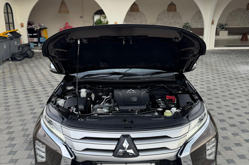Dijual 2022 Mitsubishi Pajero Sport Dakar AT 4x2 bekas