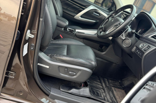 Dijual 2022 Mitsubishi Pajero Sport Dakar AT 4x2 bekas