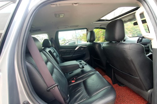 Beli mobil bekas