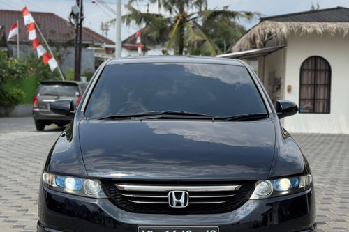 2004 Honda Odyssey Absolute 2.4L AT bekas