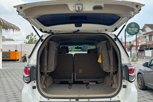 2014 Toyota Fortuner G 2.5L Diesel MT VNTURBO tua