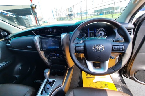 Beli mobil bekas