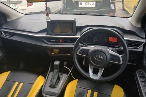 Beli mobil bekas