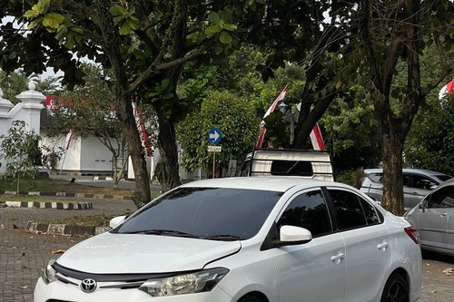 Beli mobil bekas