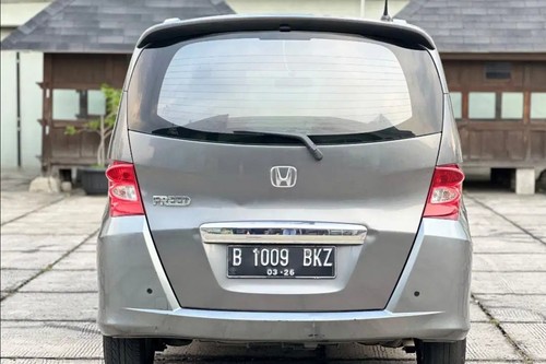 2011 Honda Freed PSD tua