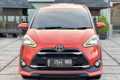 2017 Toyota Sienta 1.5L Q AT bekas