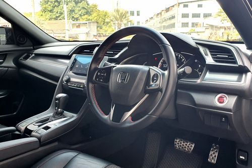 2021 Honda Civic Hatchback 1.5 RS AT bekas