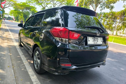 Beli mobil bekas