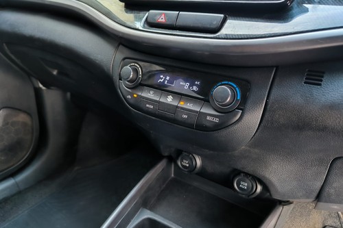 Dijual 2021 Suzuki XL7 ZETA M/T bekas