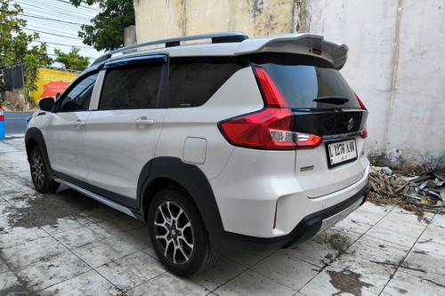 Beli mobil bekas