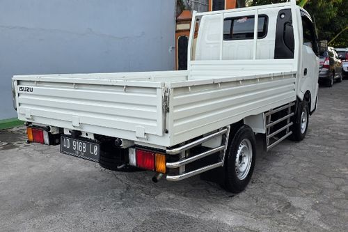 Dijual 2021 Isuzu Traga 2.5 PU M/T bekas