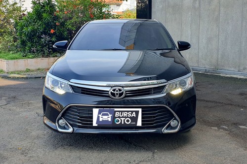 2017 Toyota Camry 2.5 V AT bekas