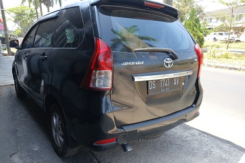 Beli mobil bekas