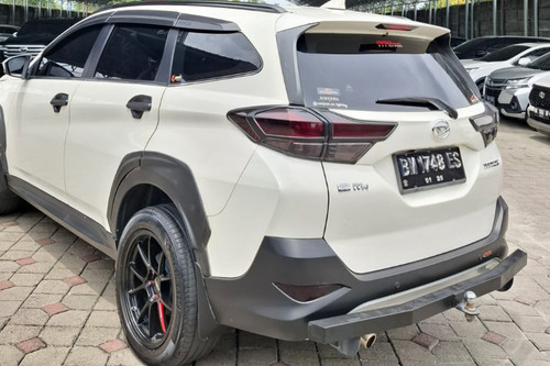2020 Daihatsu Terios R M/T tua