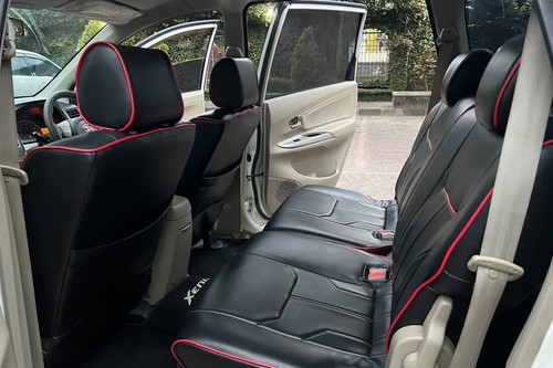 Dijual 2014 Daihatsu Xenia 1.3 R Deluxe MT bekas