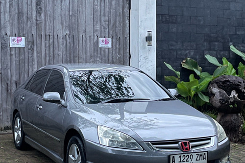 Dijual 2006 Honda Accord VTI-L 2.4L AT bekas
