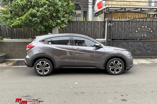 Beli mobil bekas