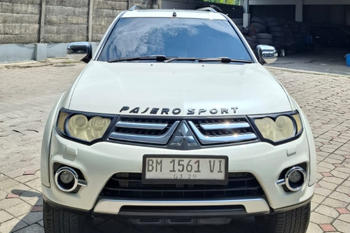 2013 Mitsubishi Pajero Sport Dakar AT 4x2 bekas