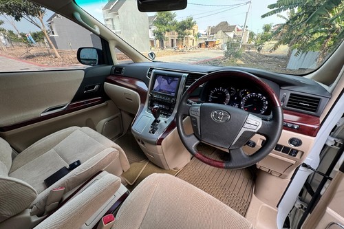 Dijual 2011 Toyota Vellfire 2.5 ZG AT PREMIUM SOUND bekas