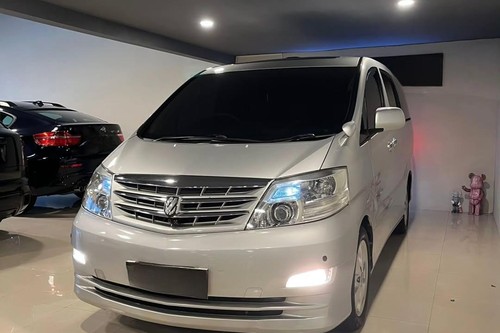 2006 Toyota Alphard  3.0 V AT bekas