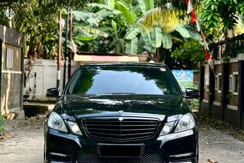 2013 Mercedes Benz E-Class  250 AVG AMG STYLE bekas