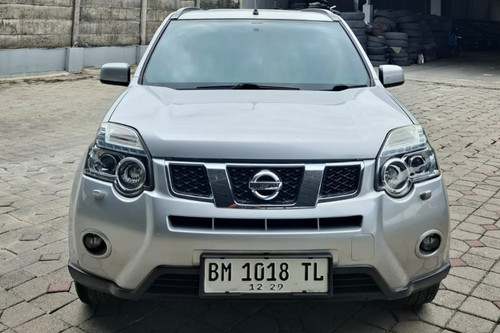 2014 Nissan X Trail 2.0L CVT AT bekas