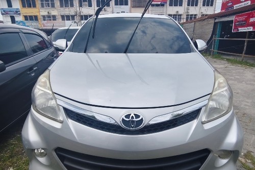 2013 Toyota Avanza Veloz  1.5 MT bekas