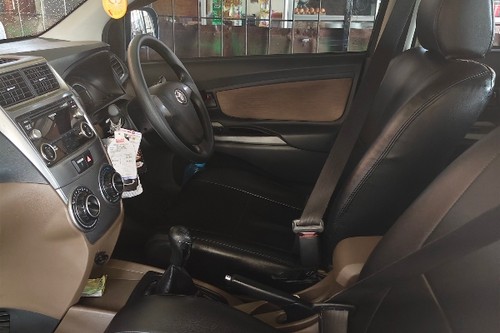 Beli mobil bekas