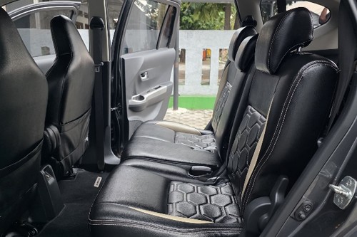 Beli mobil bekas