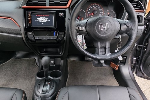 Beli mobil bekas