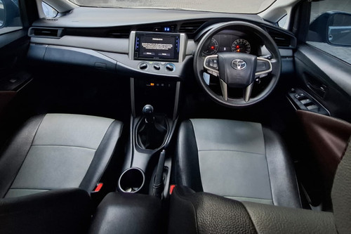Dijual 2021 Toyota Innova DIESEL G 2.4 MT bekas