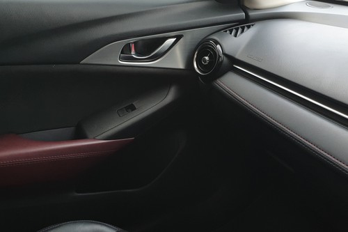 2018 Mazda CX3 2.0 Touring Skyactive AT bekas