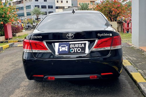 Dijual 2013 Toyota Crown Royal atsalon bekas