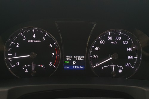 2013 Toyota Crown Royal atsalon bekas