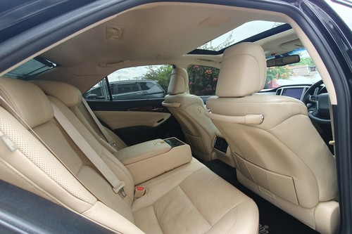 Beli mobil bekas