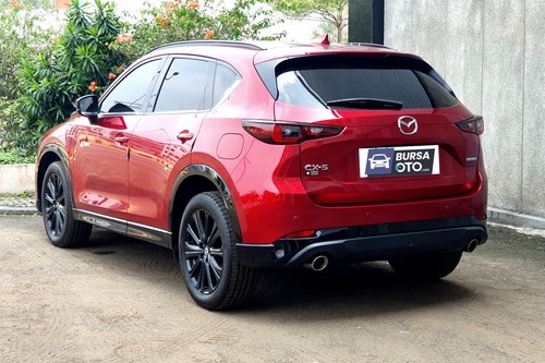 2022 Mazda CX 5 Kuro tua