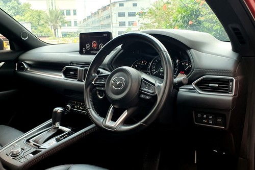 2022 Mazda CX 5 Kuro tua