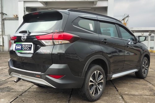 Beli mobil bekas