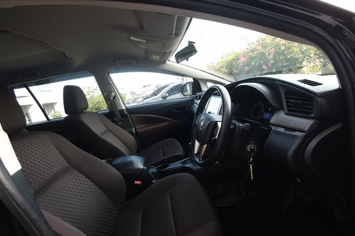 Dijual 2022 Toyota Kijang Innova REBORN 2.4 G AT DIESEL bekas