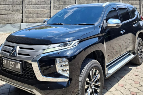 2022 Mitsubishi Pajero Sport Dakar AT 4x2 tua