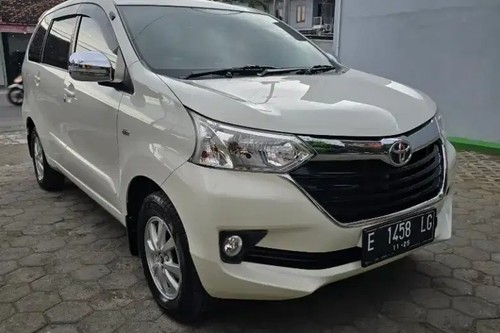 Beli mobil bekas