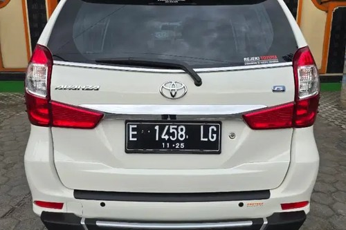 Beli mobil bekas