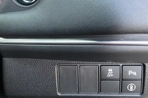 2023 Honda HRV 1.5L SE CVT tua