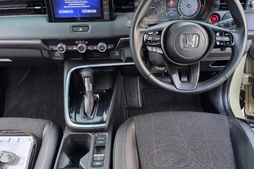 2023 Honda HRV 1.5L SE CVT bekas