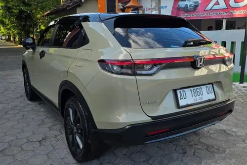 Dijual 2023 Honda HRV 1.5L SE CVT bekas