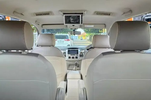 Dijual 2014 Toyota Kijang Innova REBORN 2.0 G MT LUX bekas