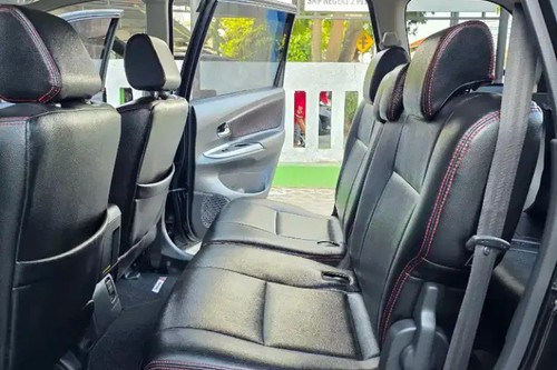 Dijual 2020 Toyota Avanza Veloz 1.3 M/T bekas